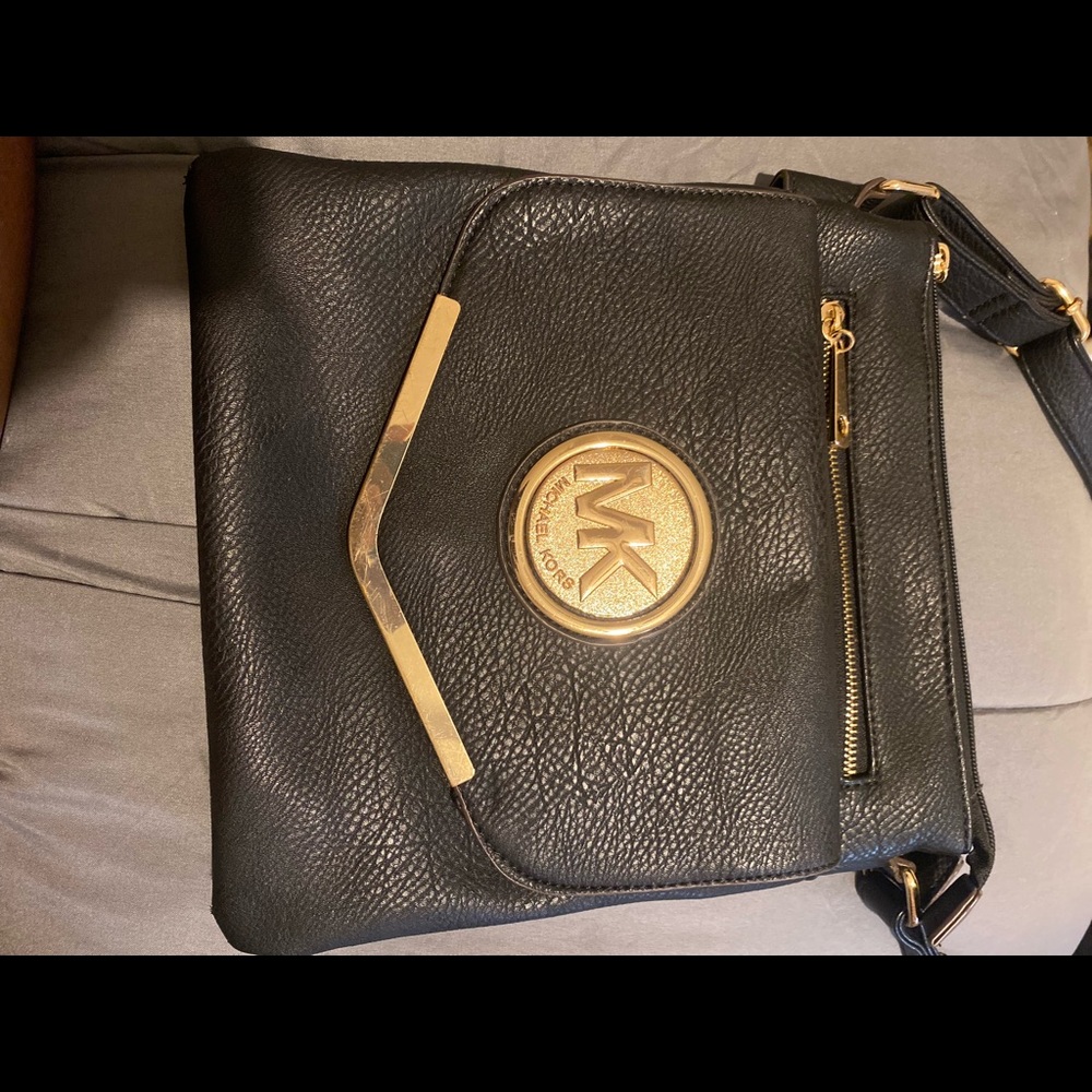 Michael Kors Crossbody Bag